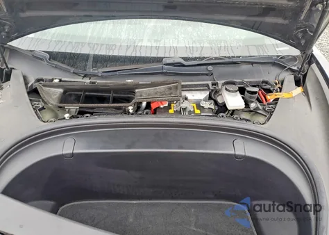 2018 Tesla Model 3 from USA, damaged, VIN 5YJ3E1EA0JF123693